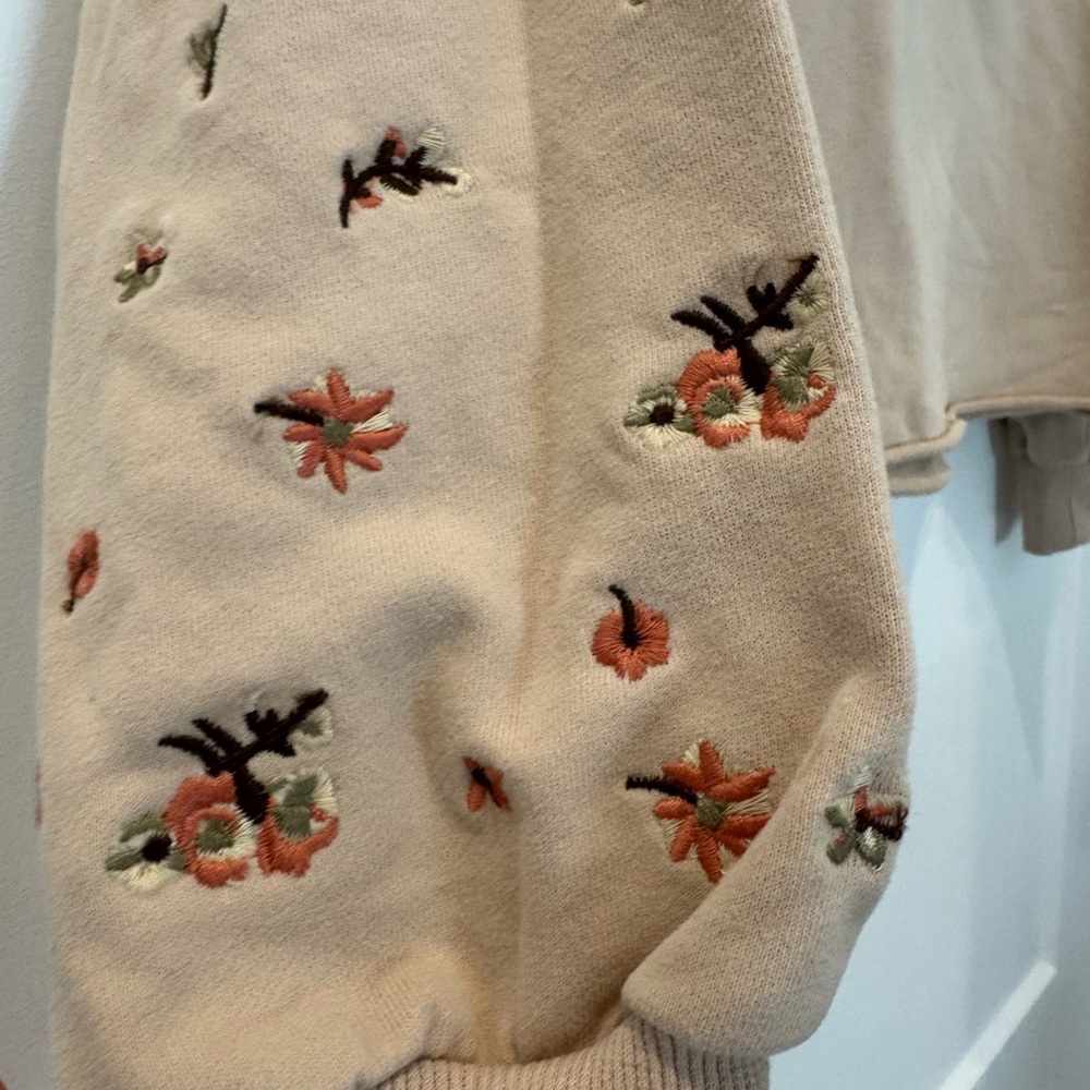 Hem & Thread Tan Knit Top - Picture 5 of 6